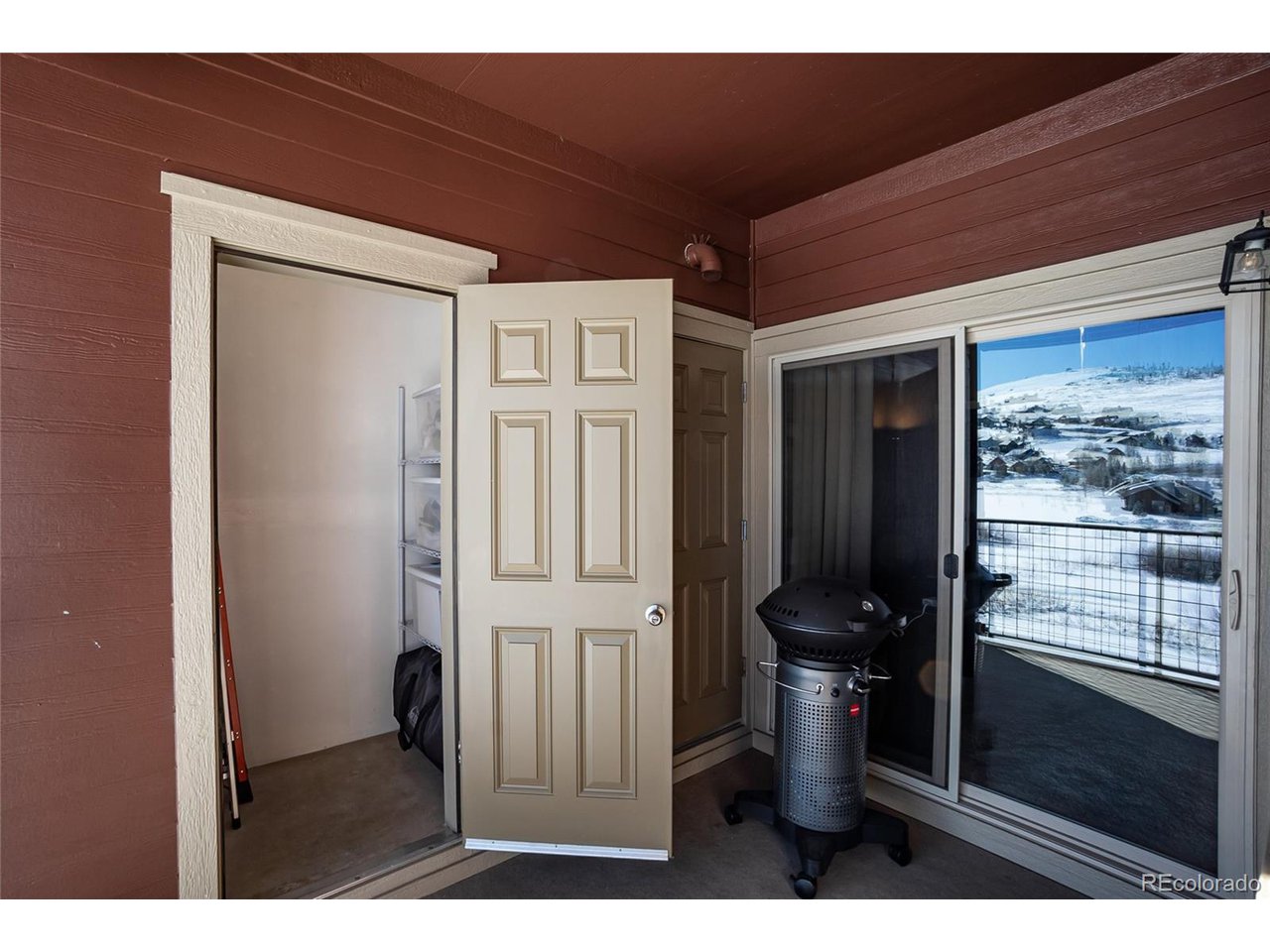 154 Village Rd C303