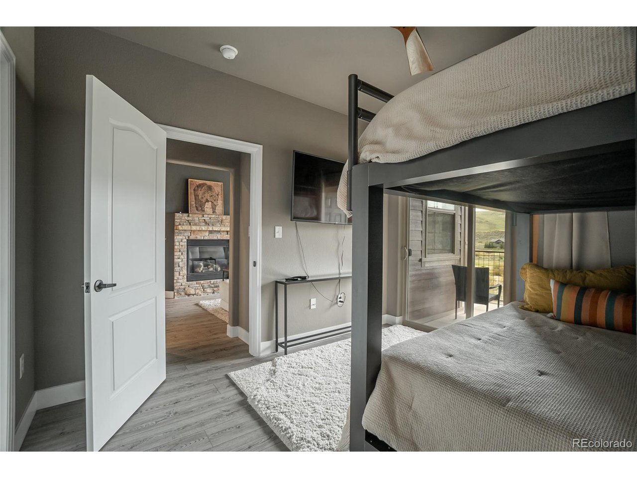154 Village Rd C303