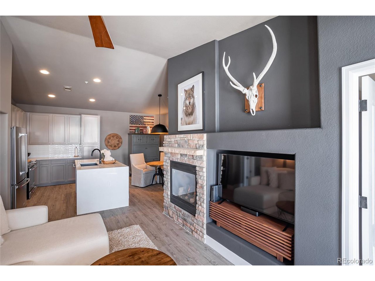 154 Village Rd C303