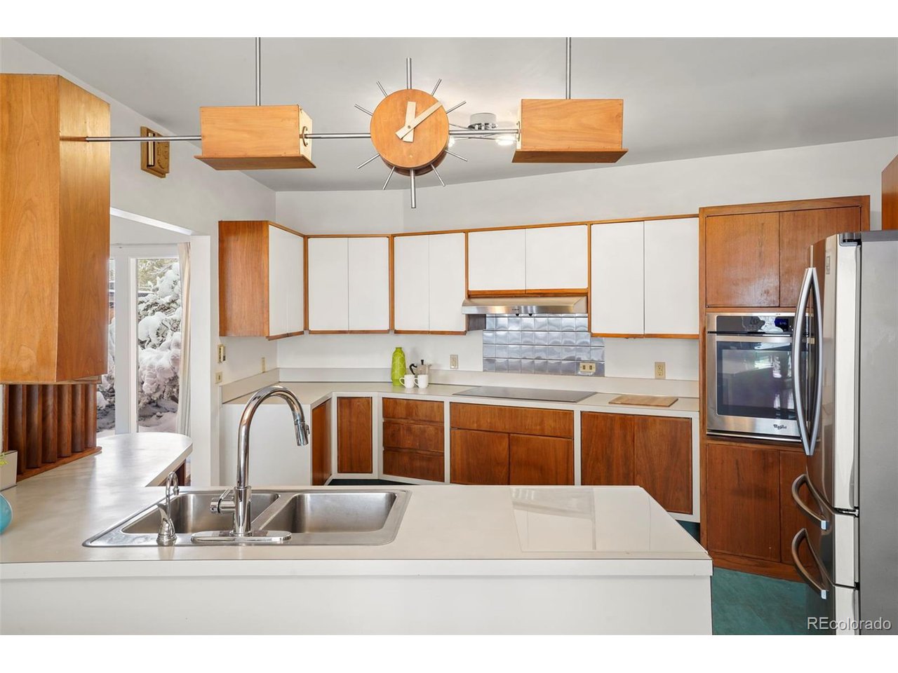 25 Hillside Dr