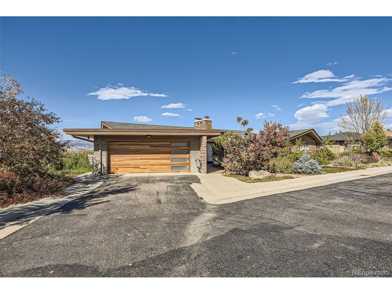 25 Hillside Dr