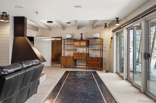 25 Hillside Drive
