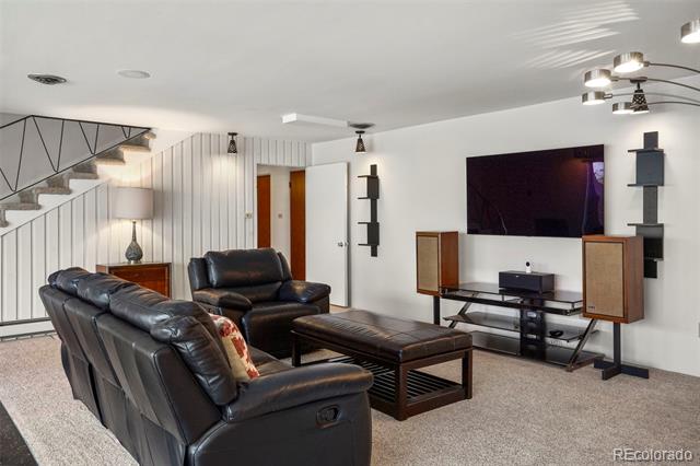 25 Hillside Drive