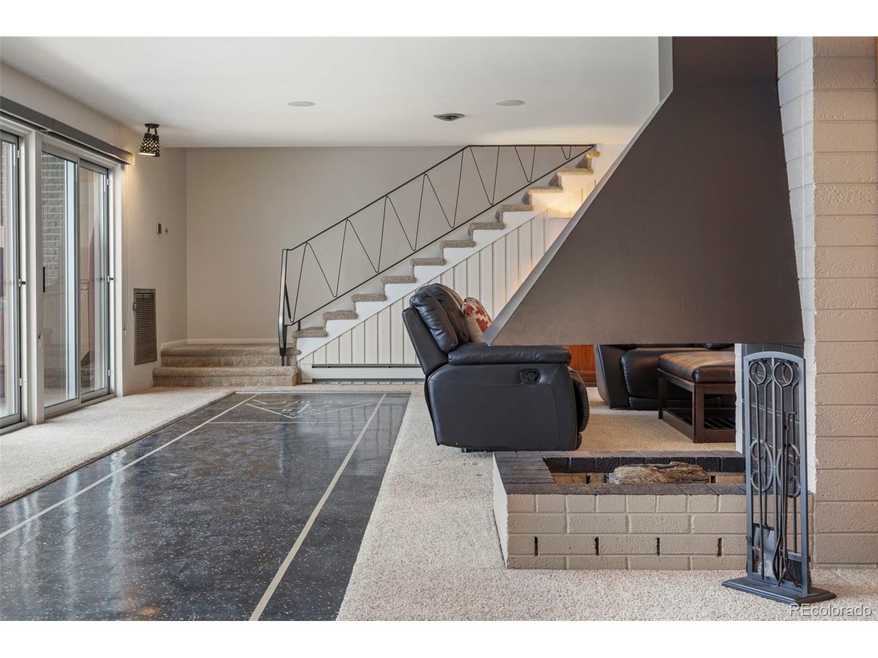 25 Hillside Dr