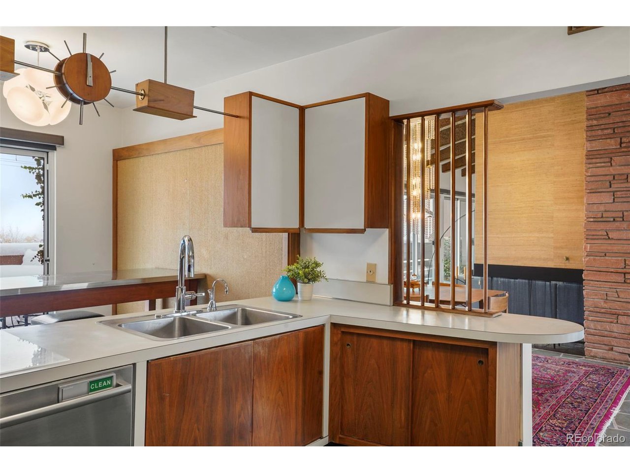 25 Hillside Dr
