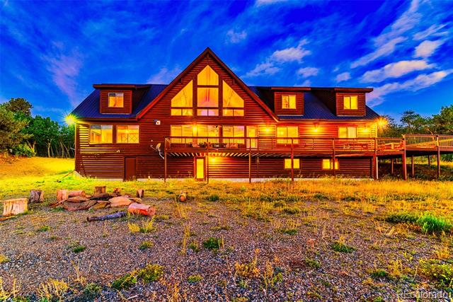 Meadow + Mountain Lodge