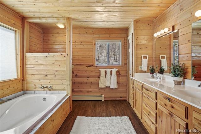 Meadow + Mountain Lodge