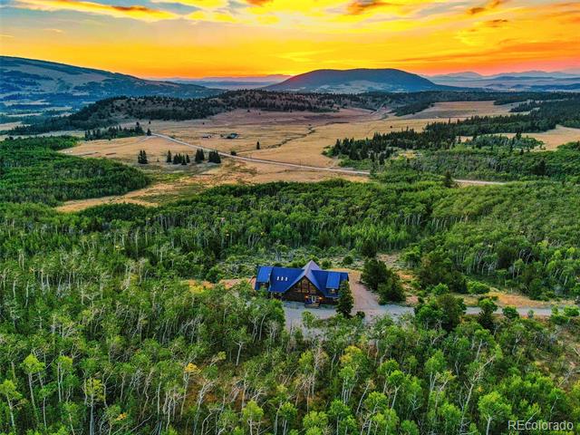 Meadow + Mountain Lodge