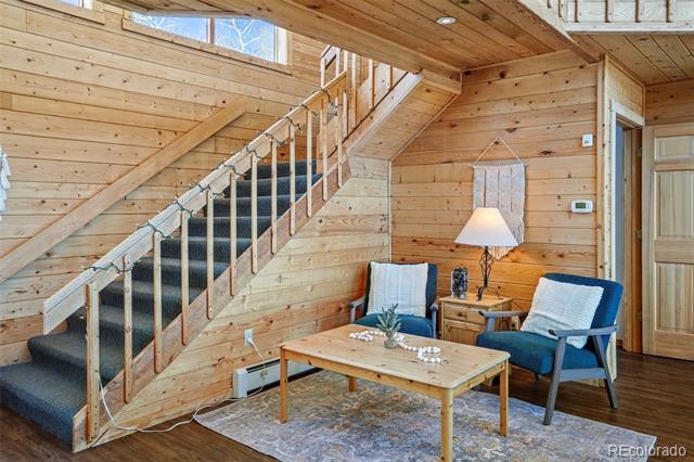 Meadow + Mountain Lodge