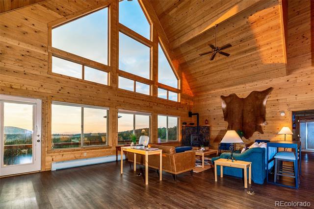 Meadow + Mountain Lodge
