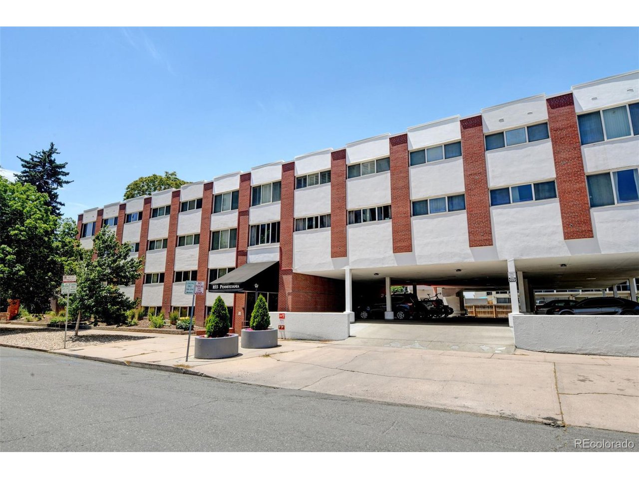 855 N Pennsylvania St 310