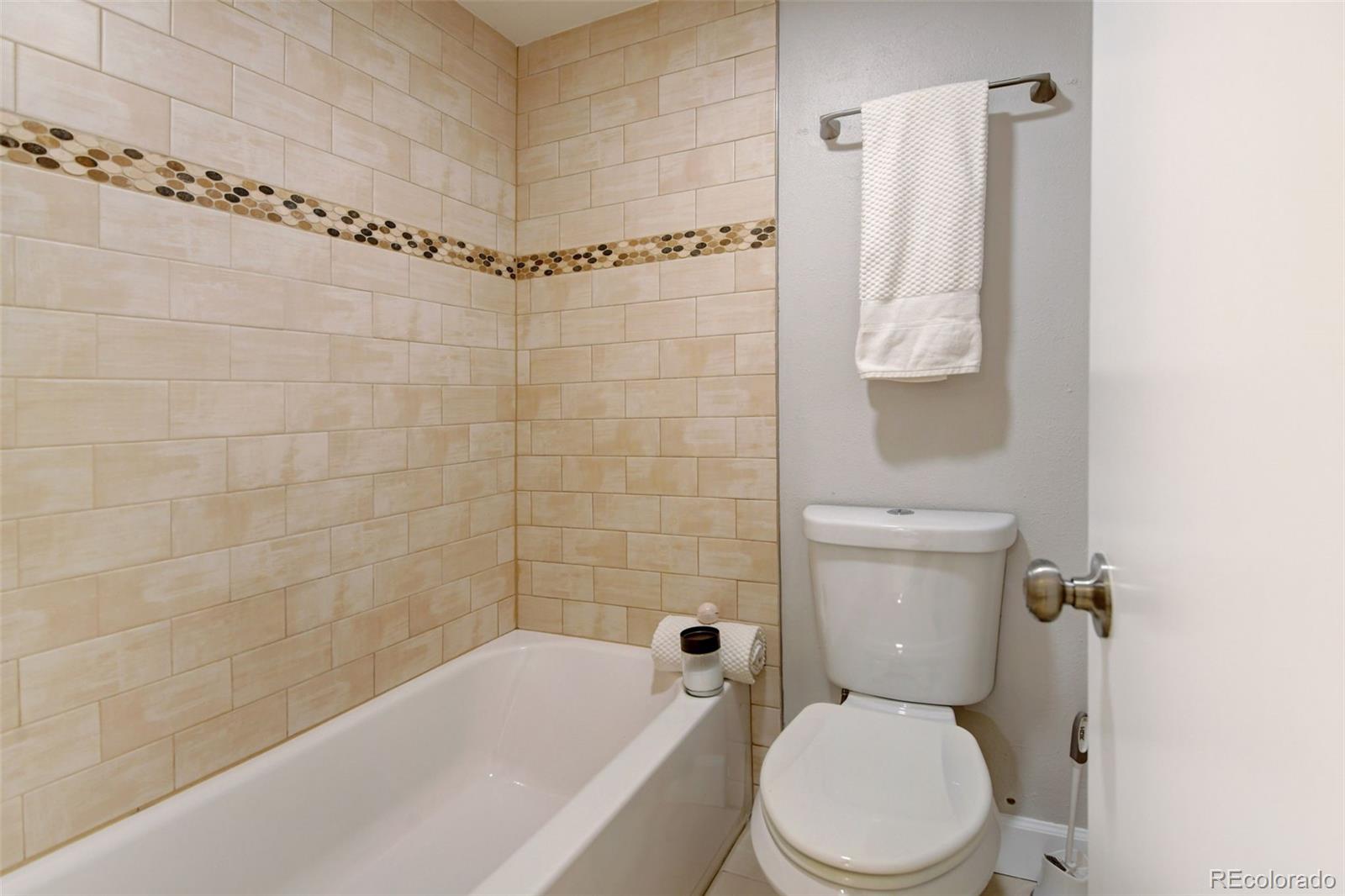 855 N Pennsylvania Street Unit: 310