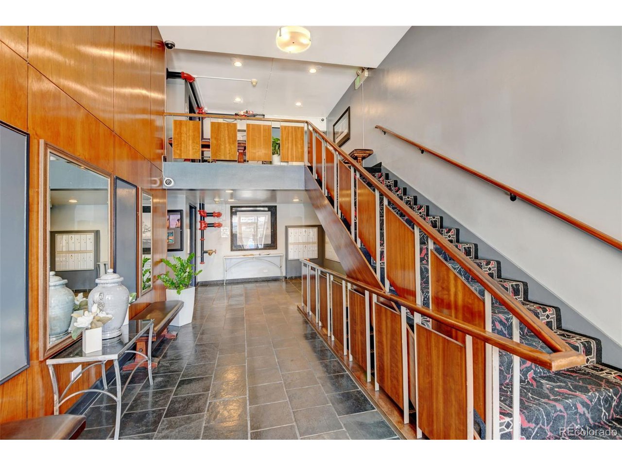 855 N Pennsylvania St 310