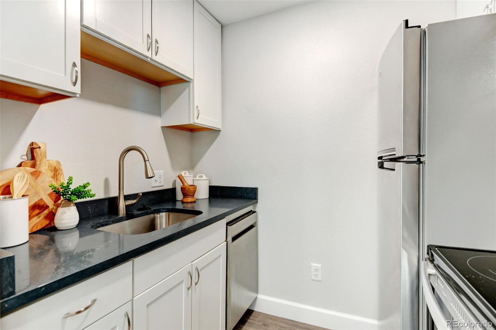 855 N Pennsylvania Street Unit: 310