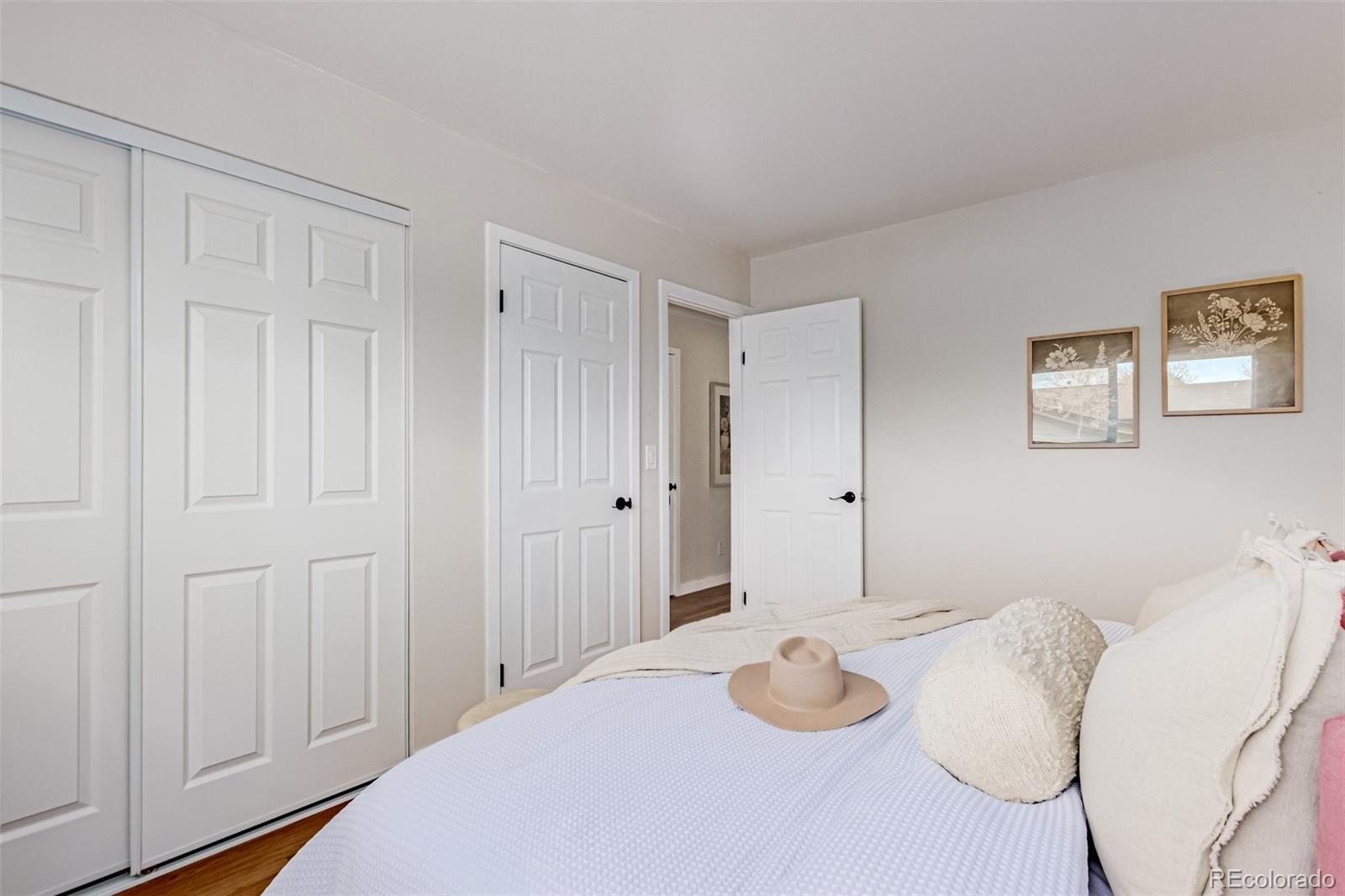 1997 E Euclid Avenue