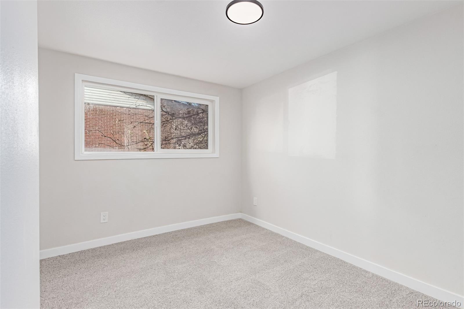 1997 E Euclid Avenue