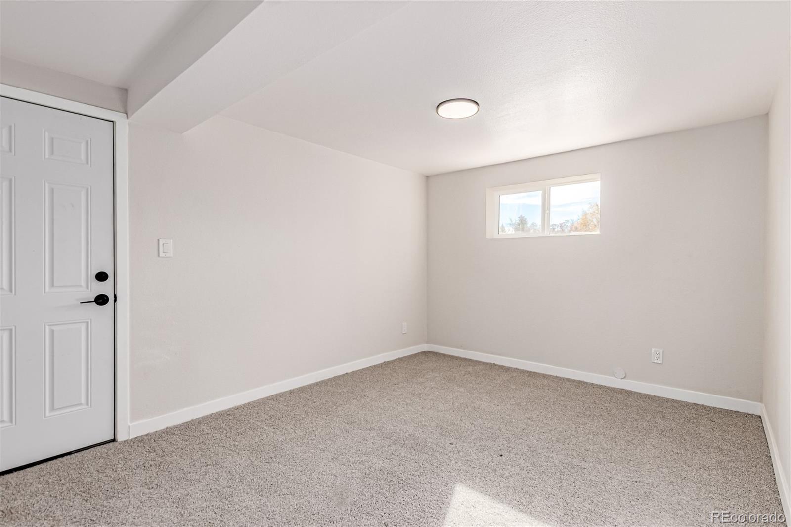 1997 E Euclid Avenue