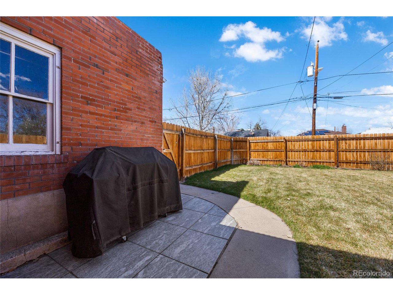 3153 W Denver Pl