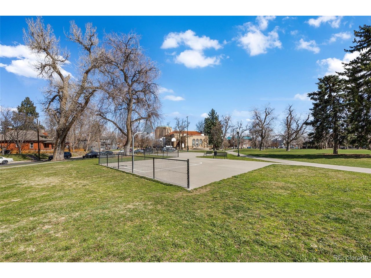 3153 W Denver Pl
