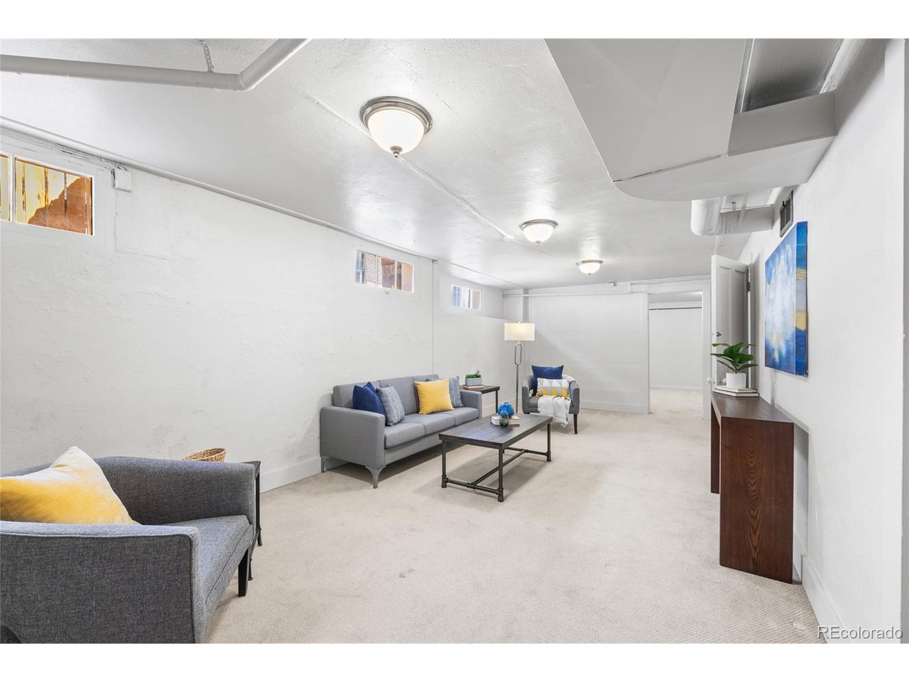 3153 W Denver Pl