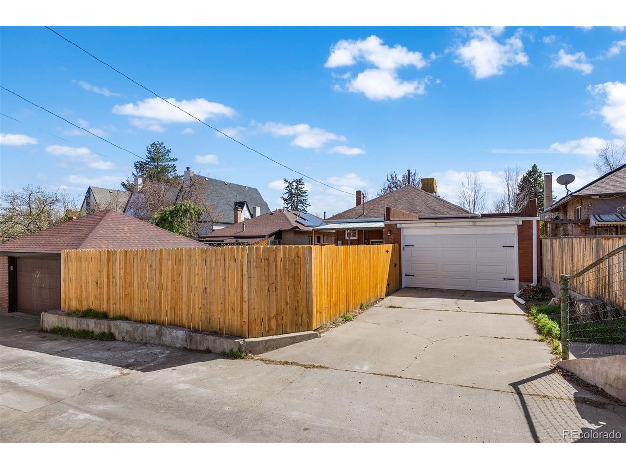 3153 W Denver Pl