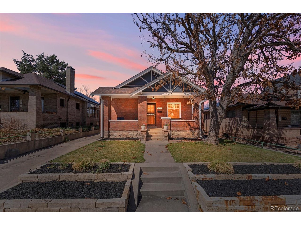 3153 W Denver Pl
