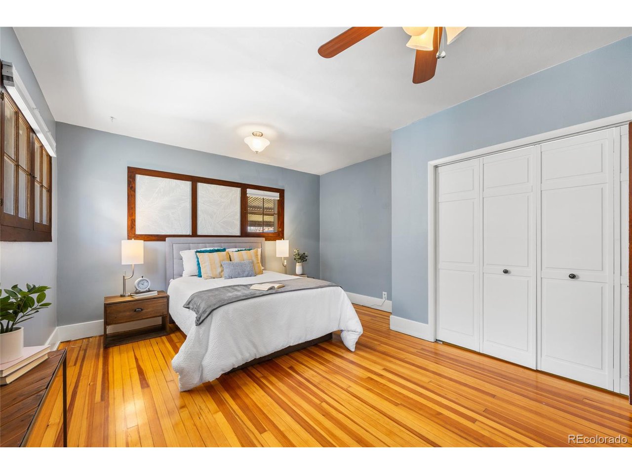 3153 W Denver Pl