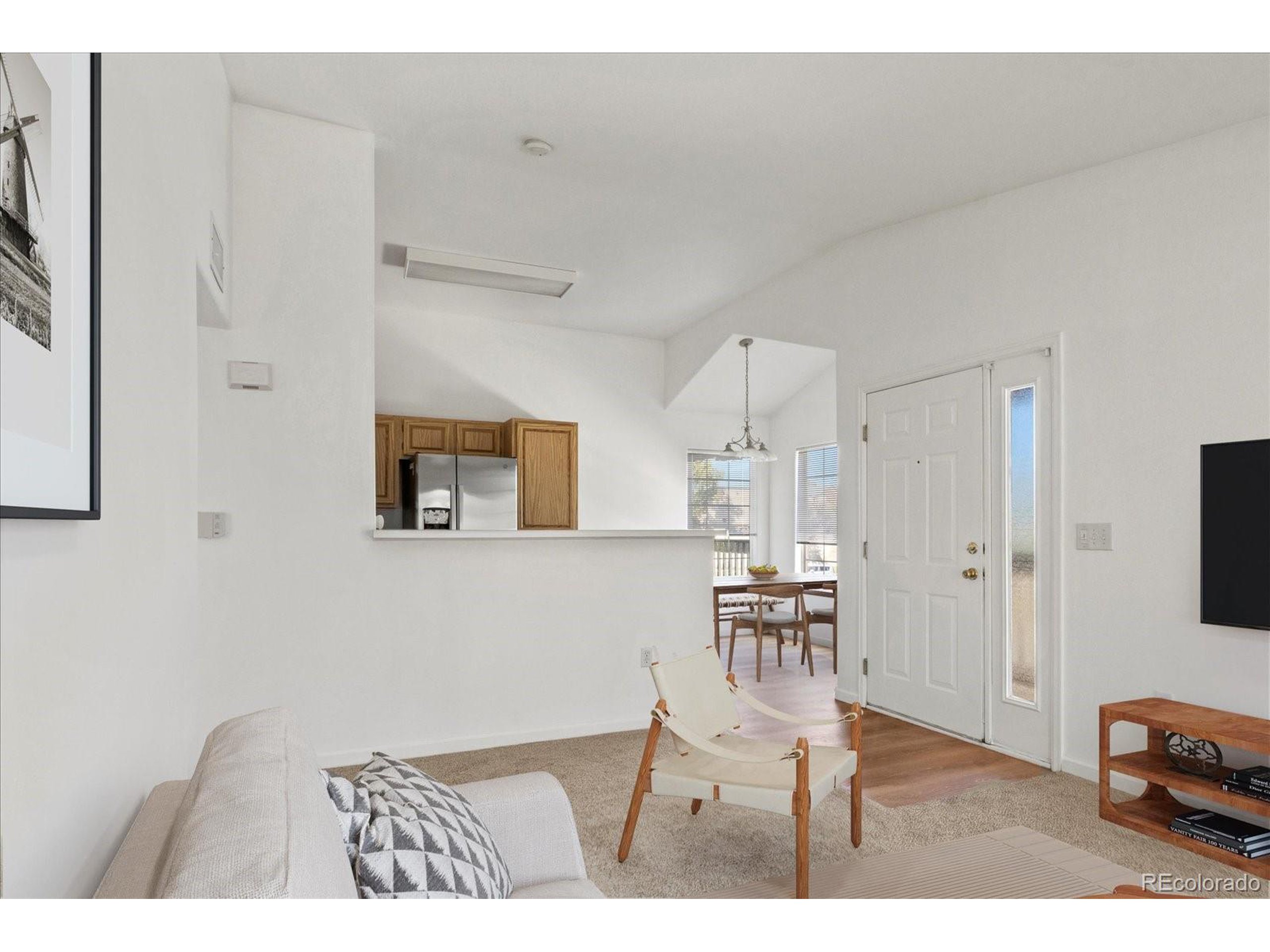 1110 Opal St 201