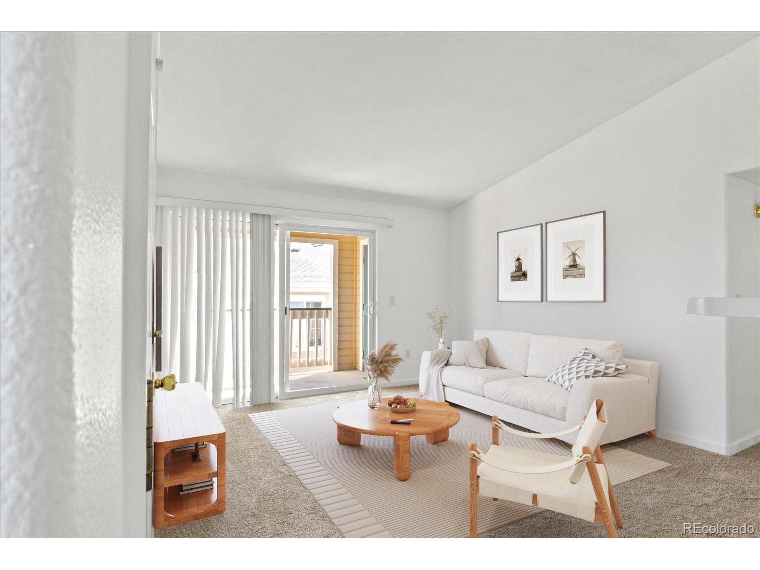 1110 Opal St 201