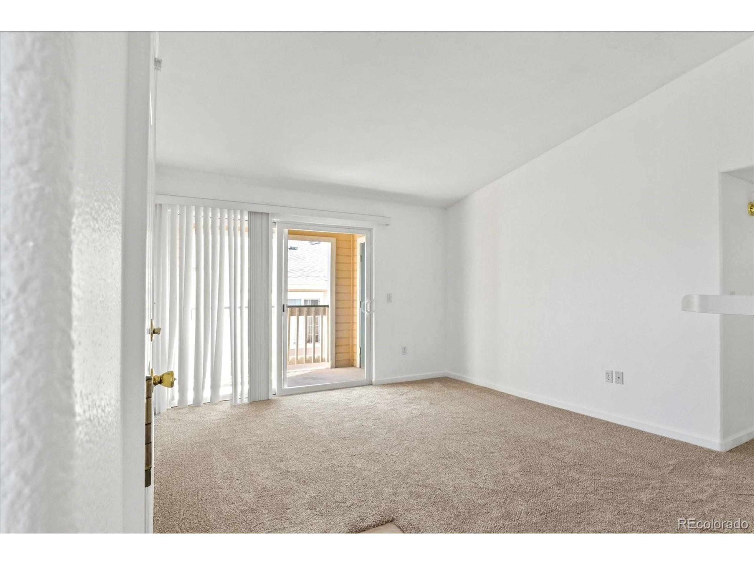 1110 Opal St 201