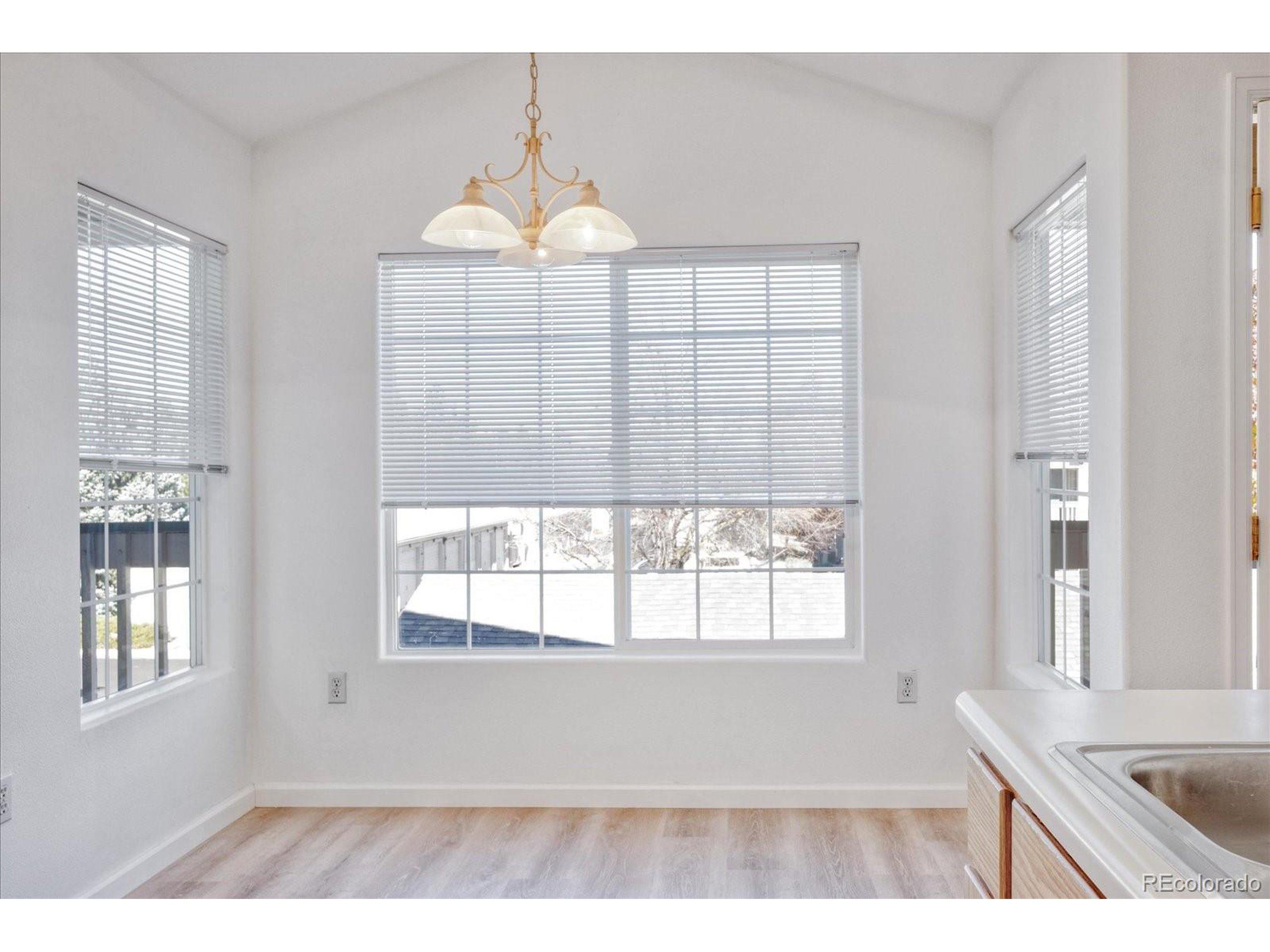 1110 Opal St 201