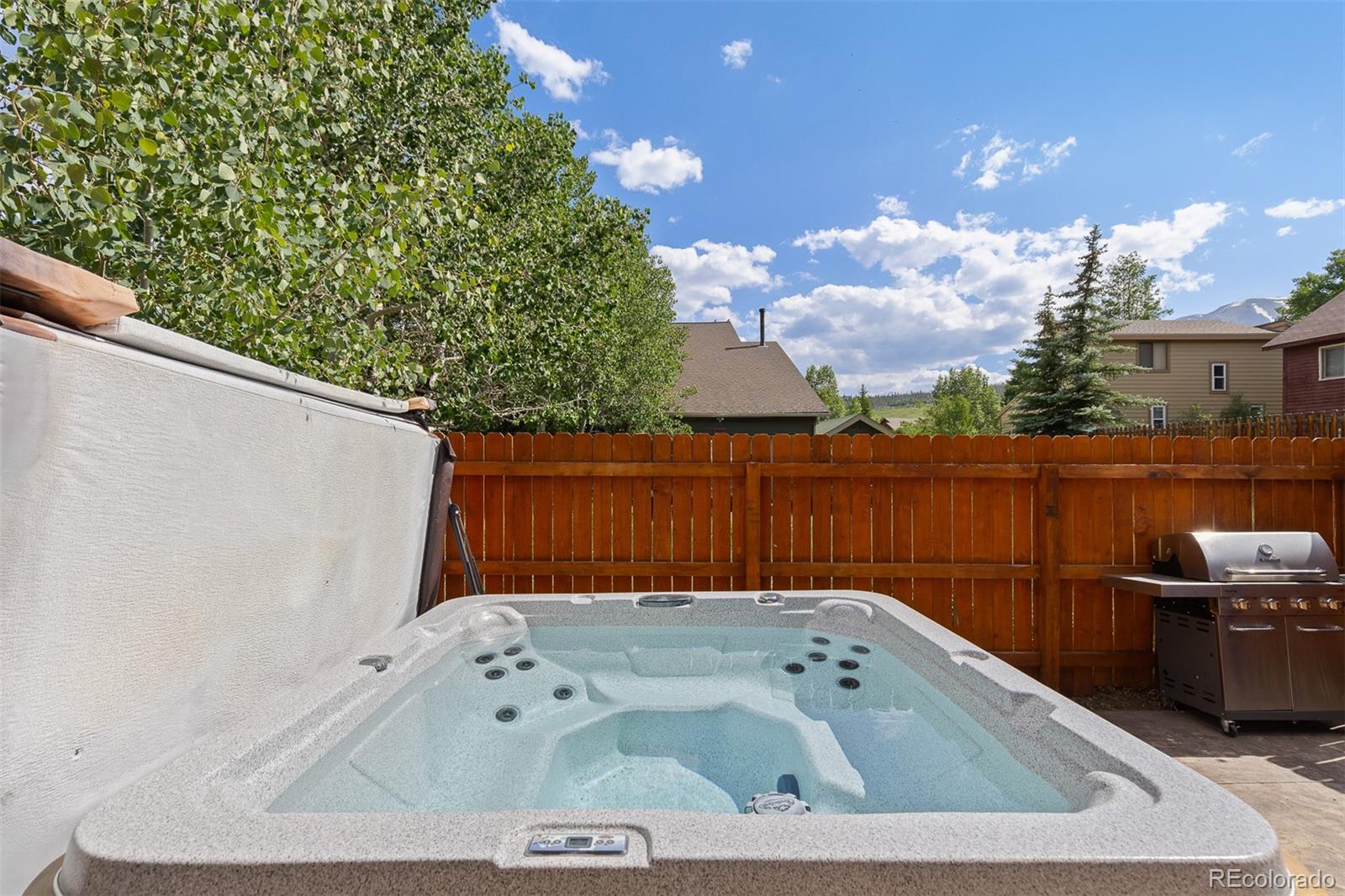 329 N Chipmunk Circle