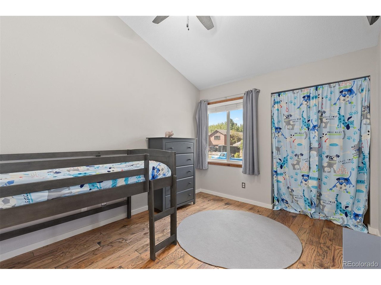 329 N Chipmunk Cir