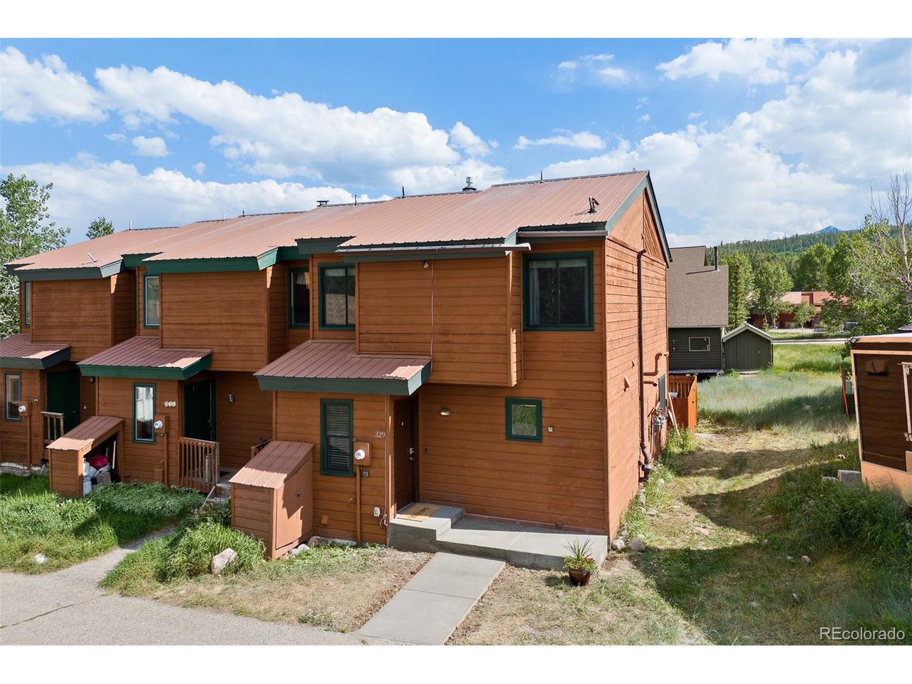 329 N Chipmunk Cir
