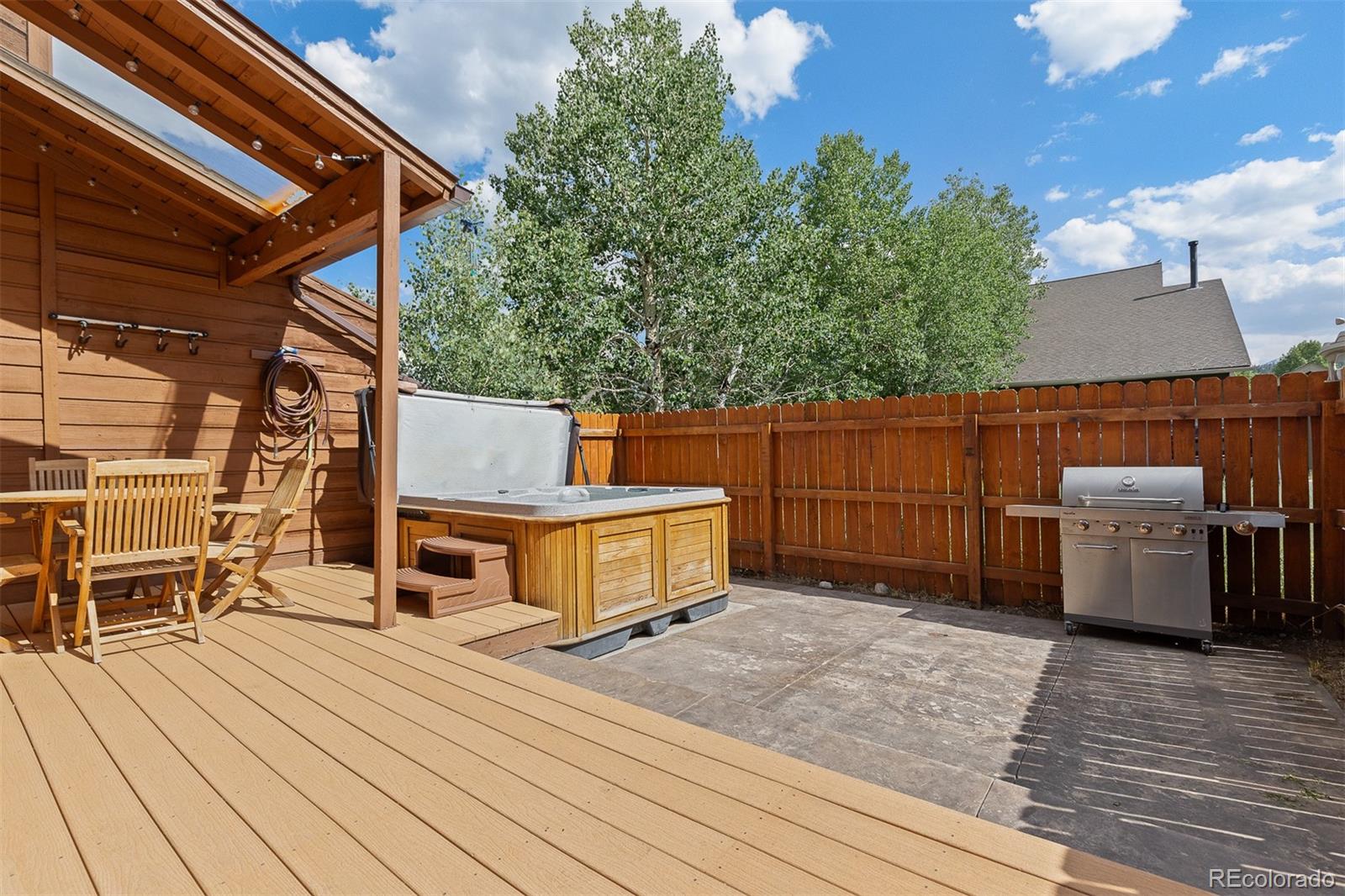 329 N Chipmunk Circle