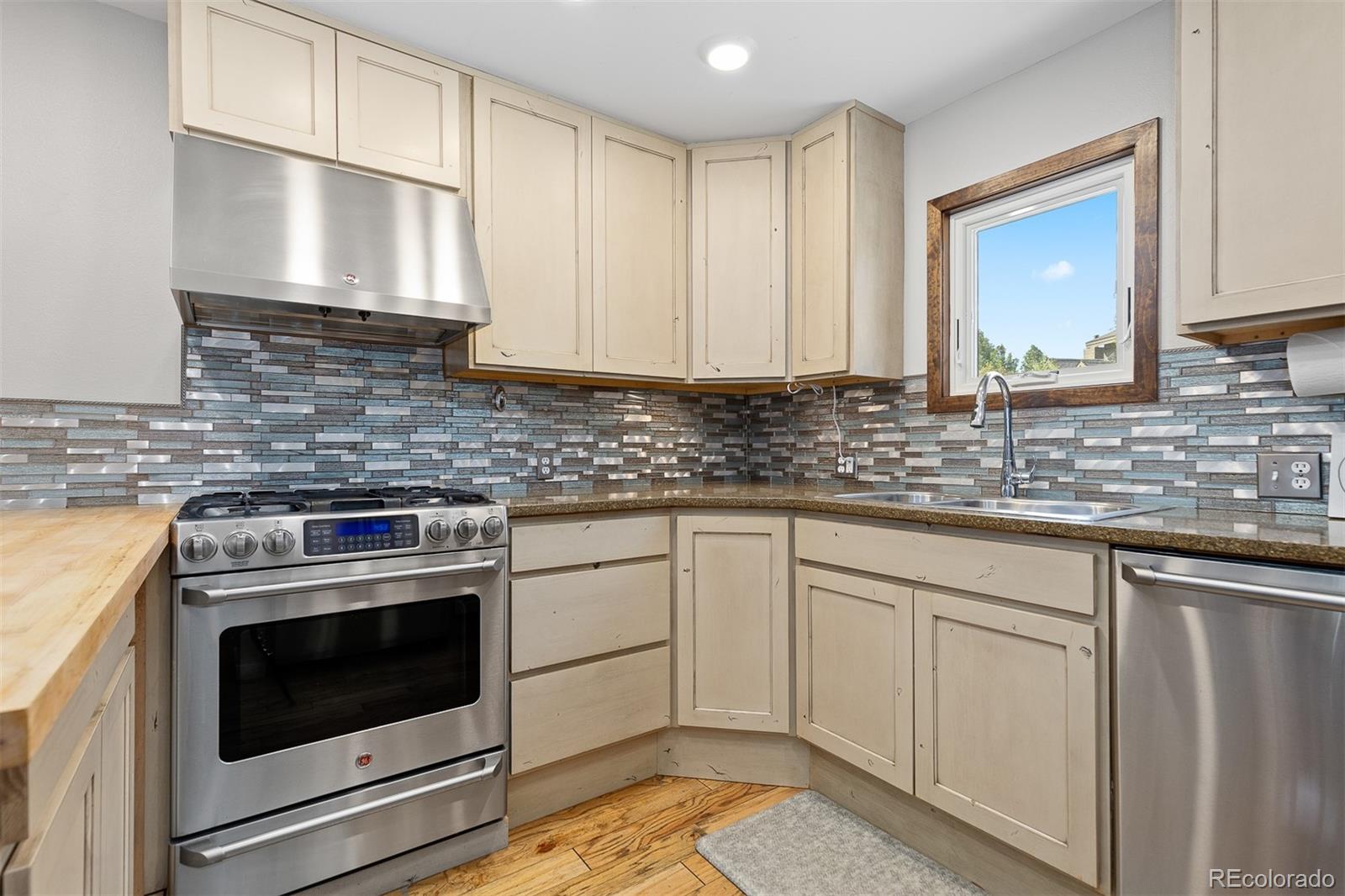 329 N Chipmunk Circle