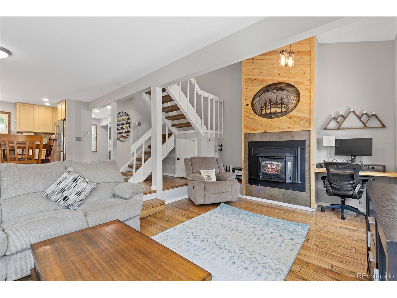 329 N Chipmunk Cir