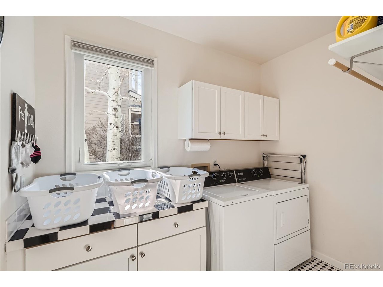 104 Willowleaf Dr