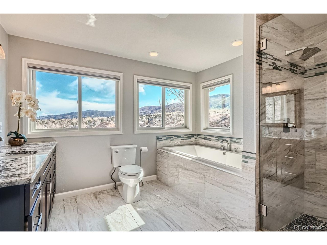 104 Willowleaf Dr