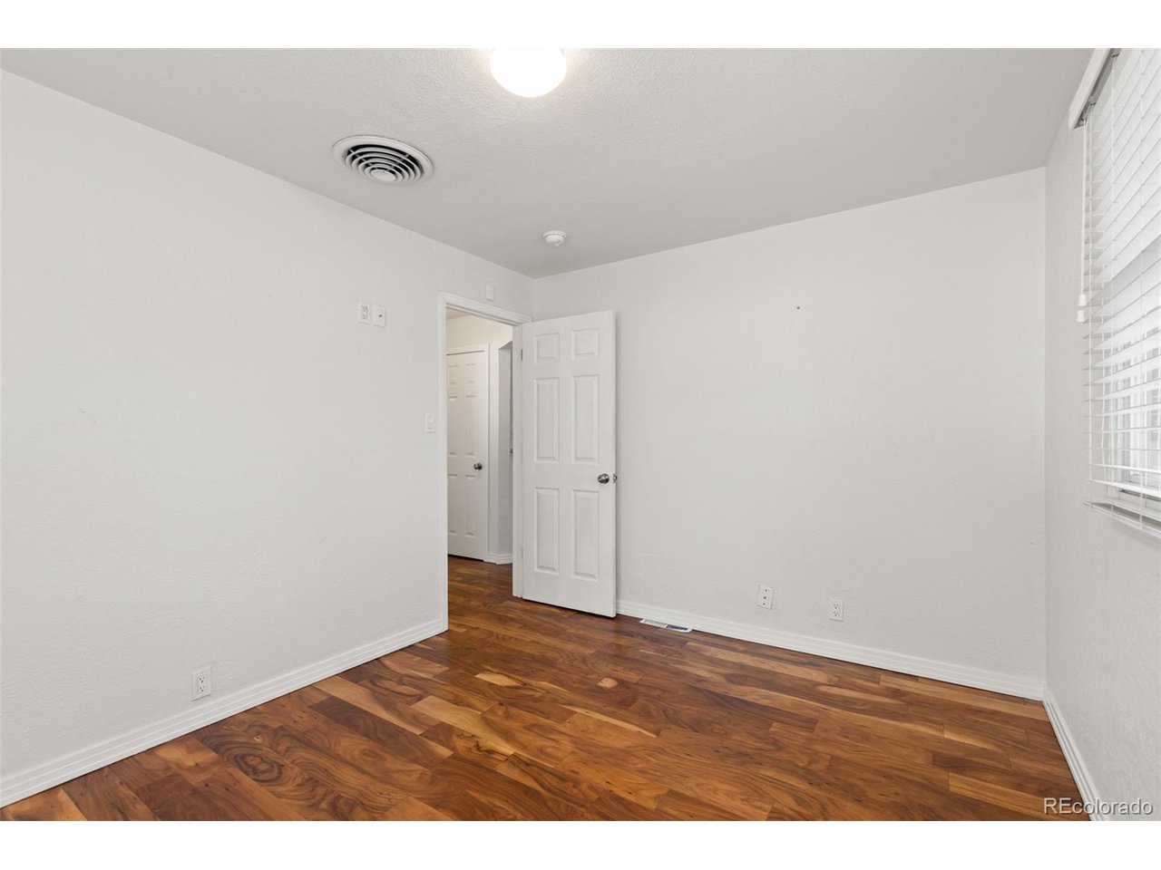 4600 W Cedar Ave