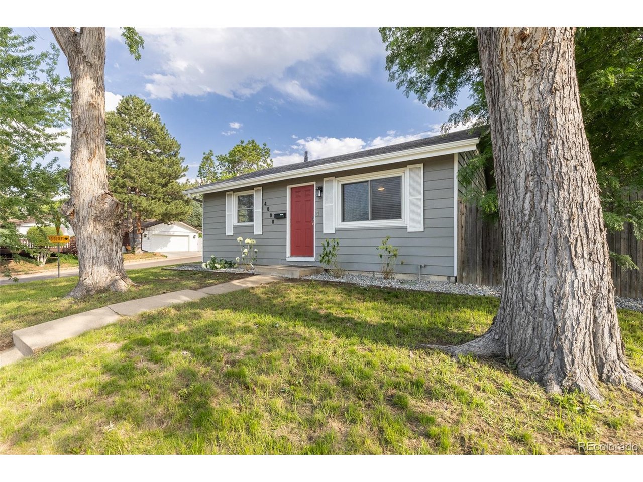 4600 W Cedar Ave