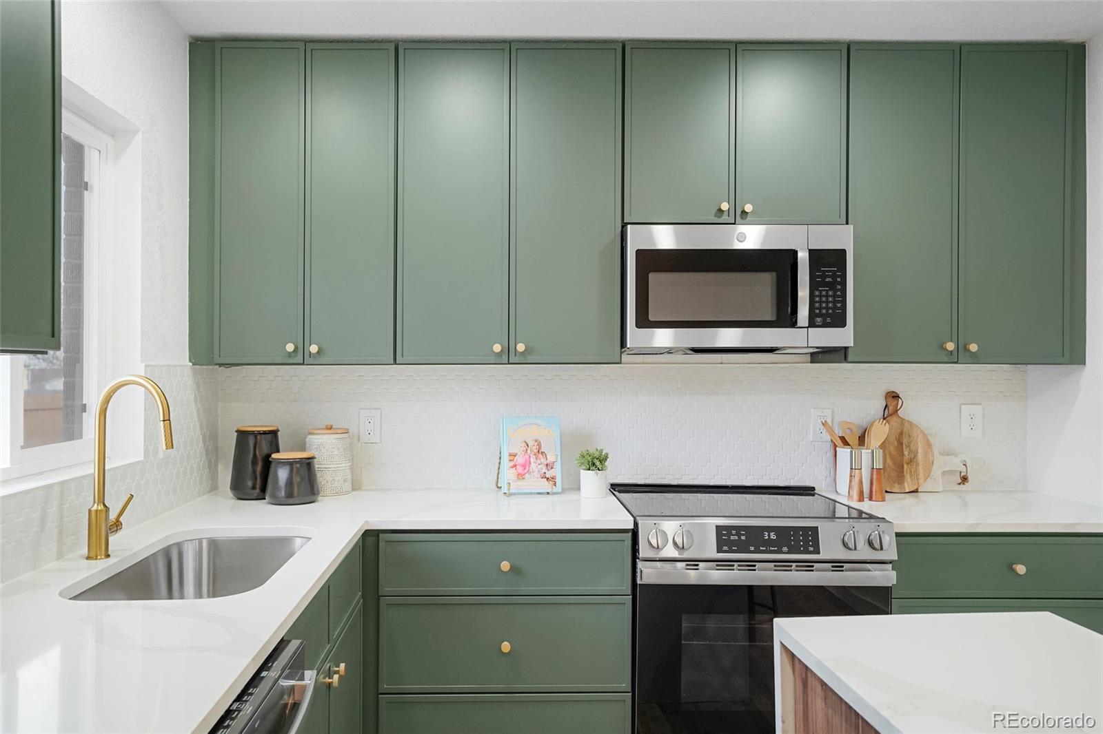 6836 Newcombe Street