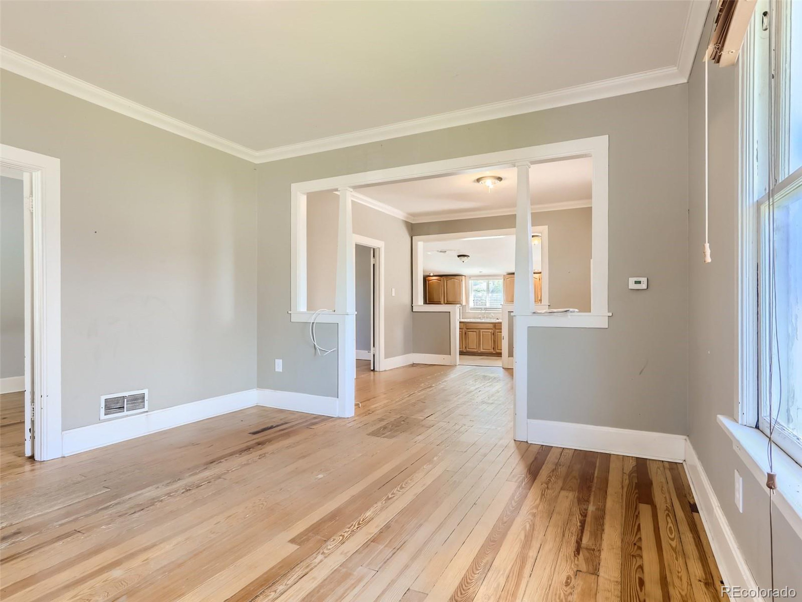 162 N Newton St