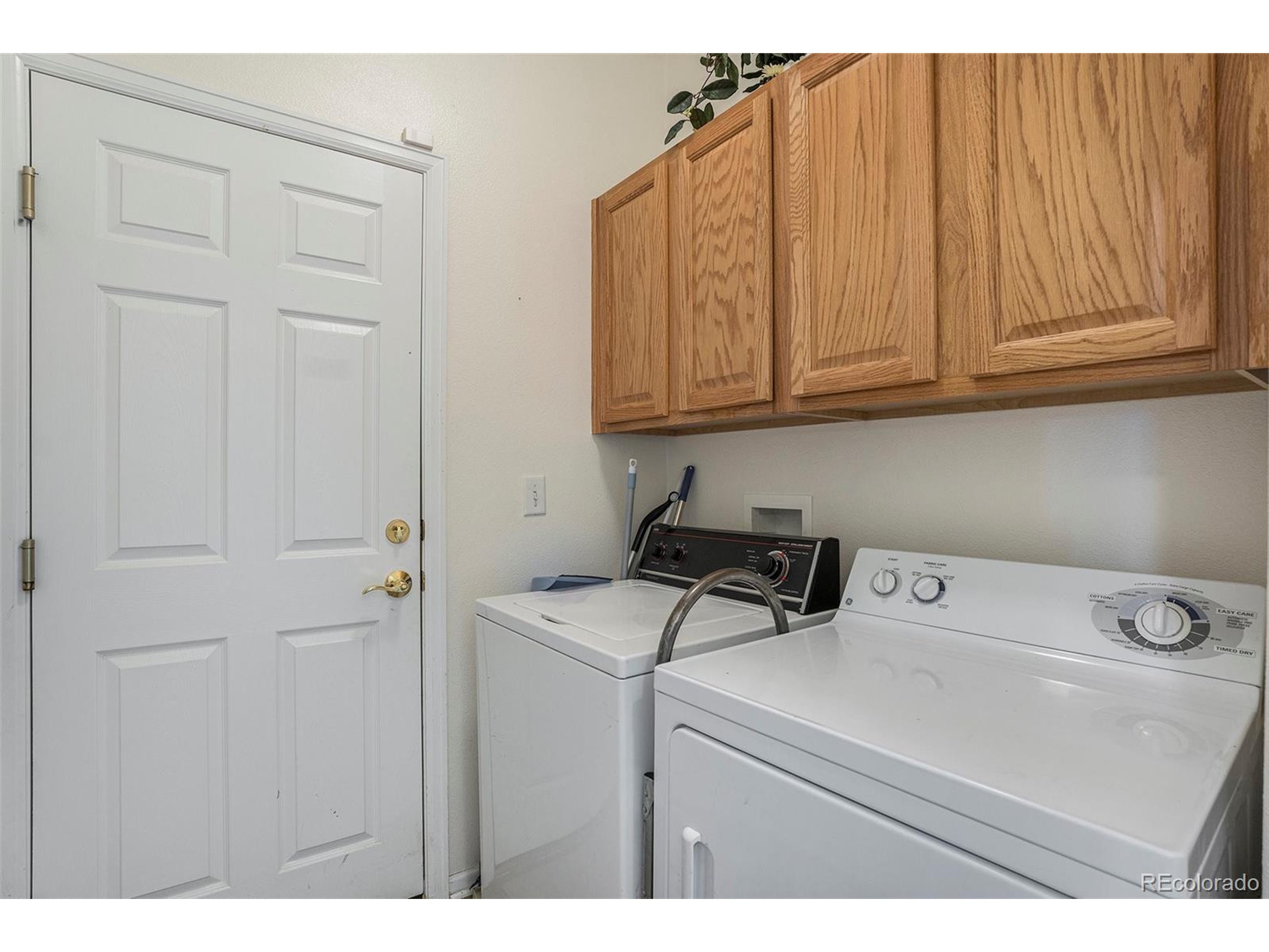 142 S Altura Ct