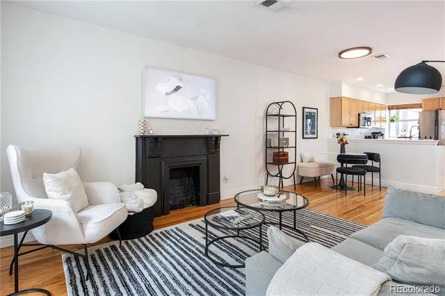 1415 E 16th Avenue Unit: 1/2