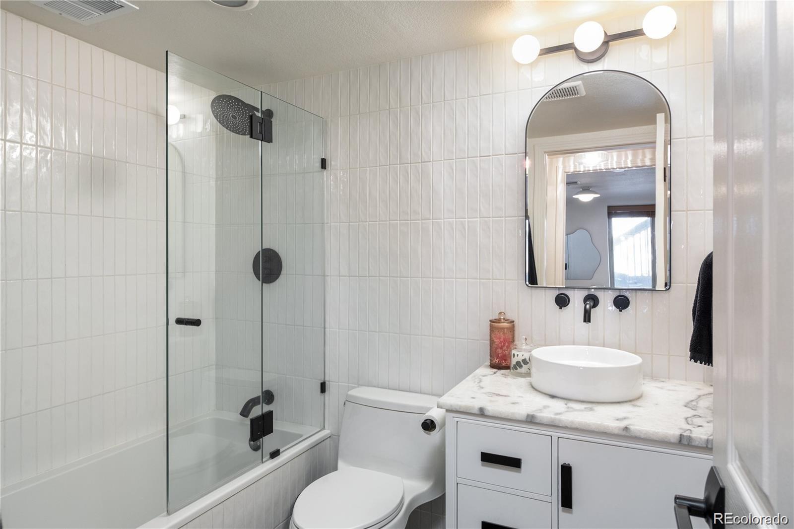 1415 E 16th Avenue Unit: 1/2