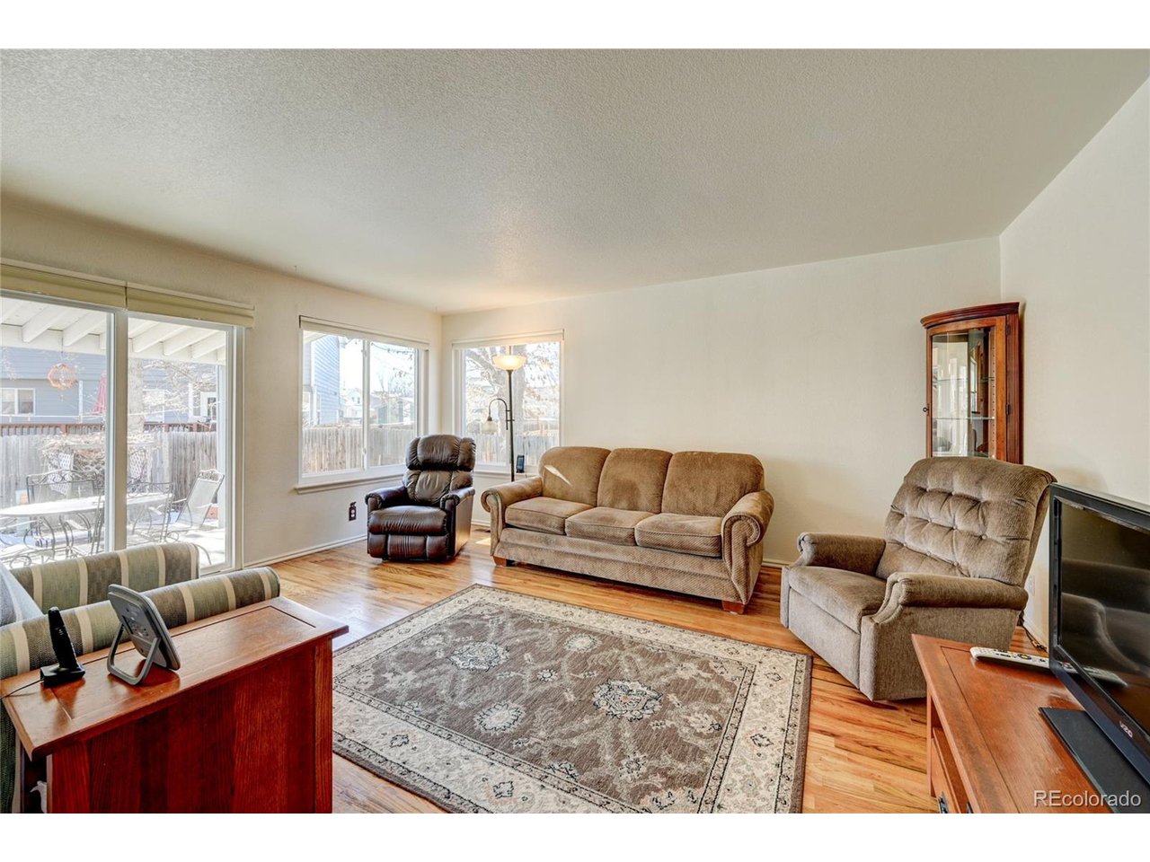 2664 Fernwood Pl