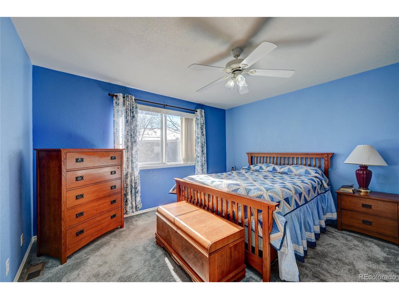 2664 Fernwood Pl