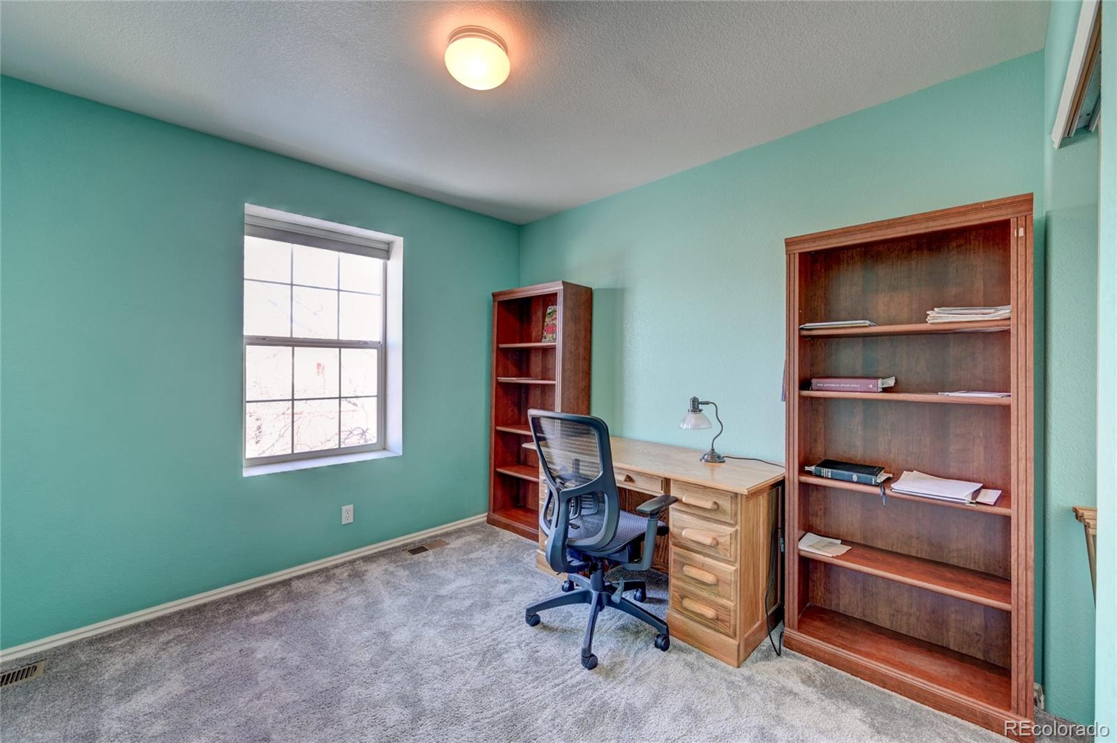 2664 Fernwood Place