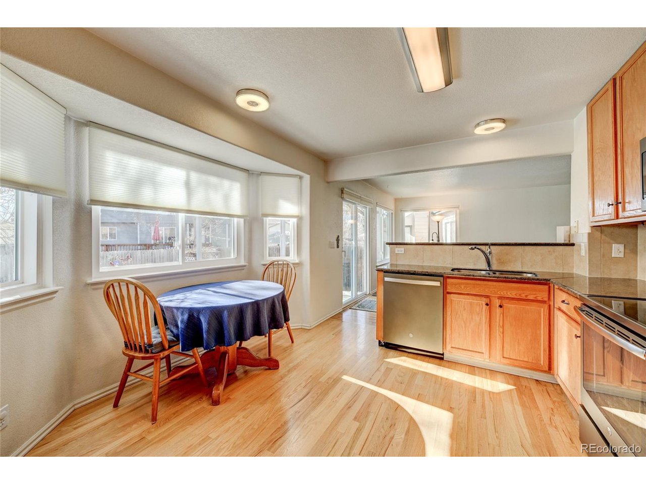 2664 Fernwood Pl